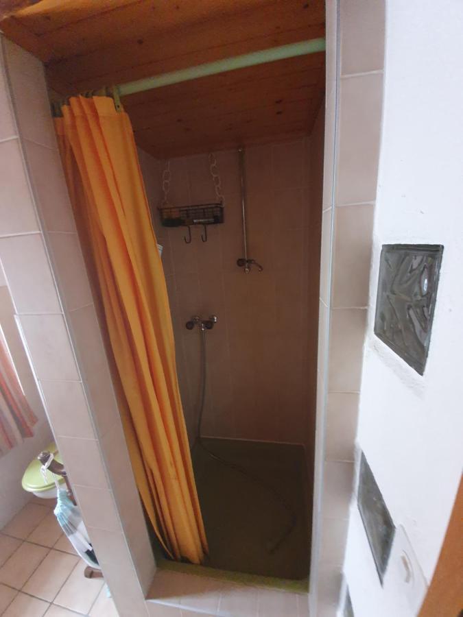 Apartamento Bourg-Saint-Pierre : Le Cachet D'Antan Exterior foto