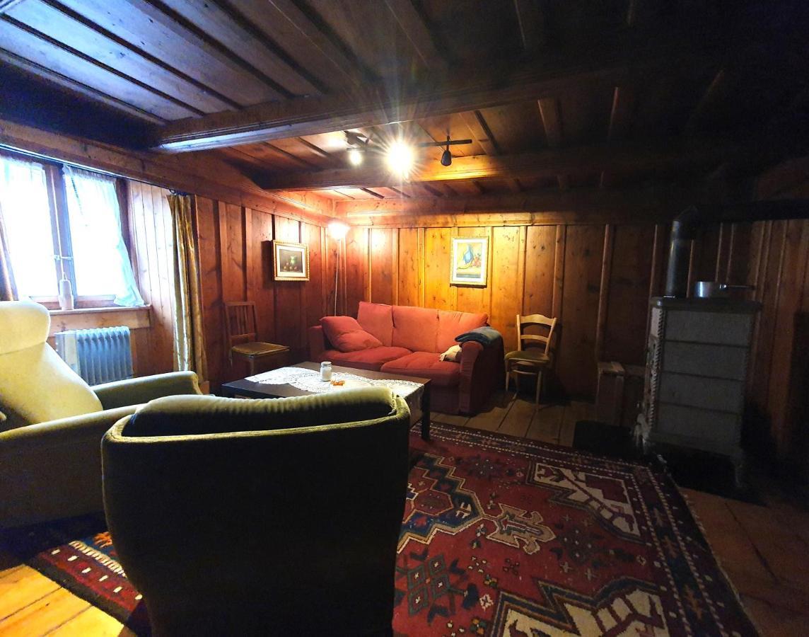 Apartamento Bourg-Saint-Pierre : Le Cachet D'Antan Exterior foto