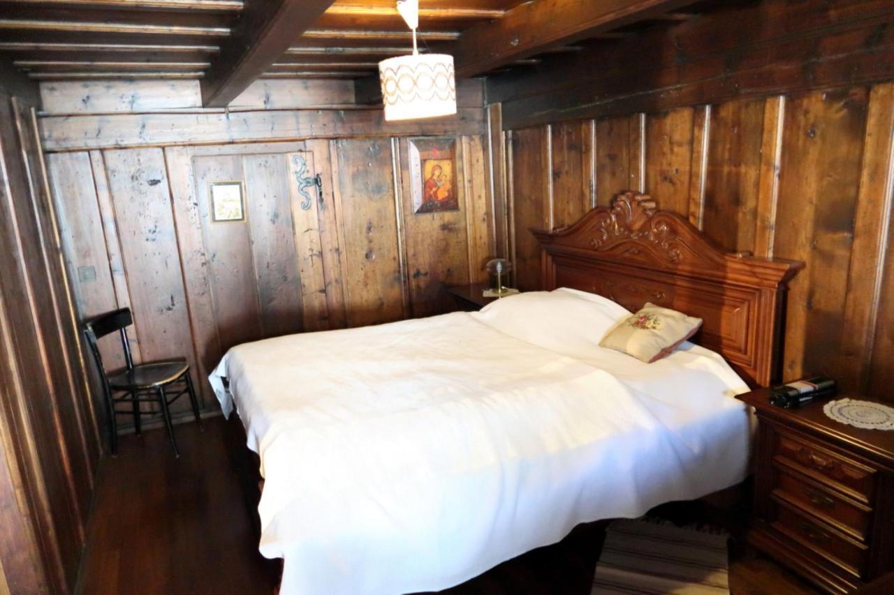 Apartamento Bourg-Saint-Pierre : Le Cachet D'Antan Exterior foto